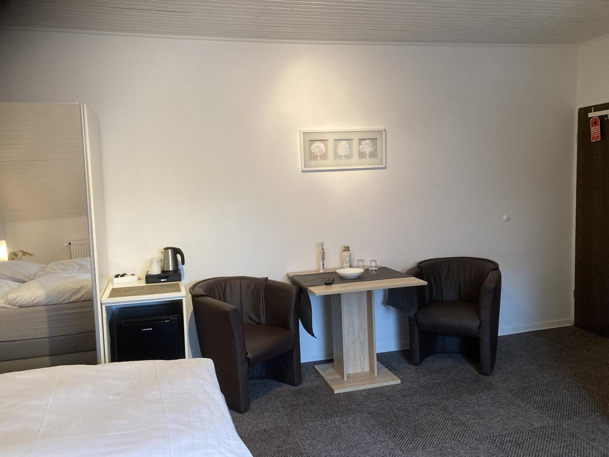 Huus Stoertebeker Bed & Breakfast Dornumersiel Room photo