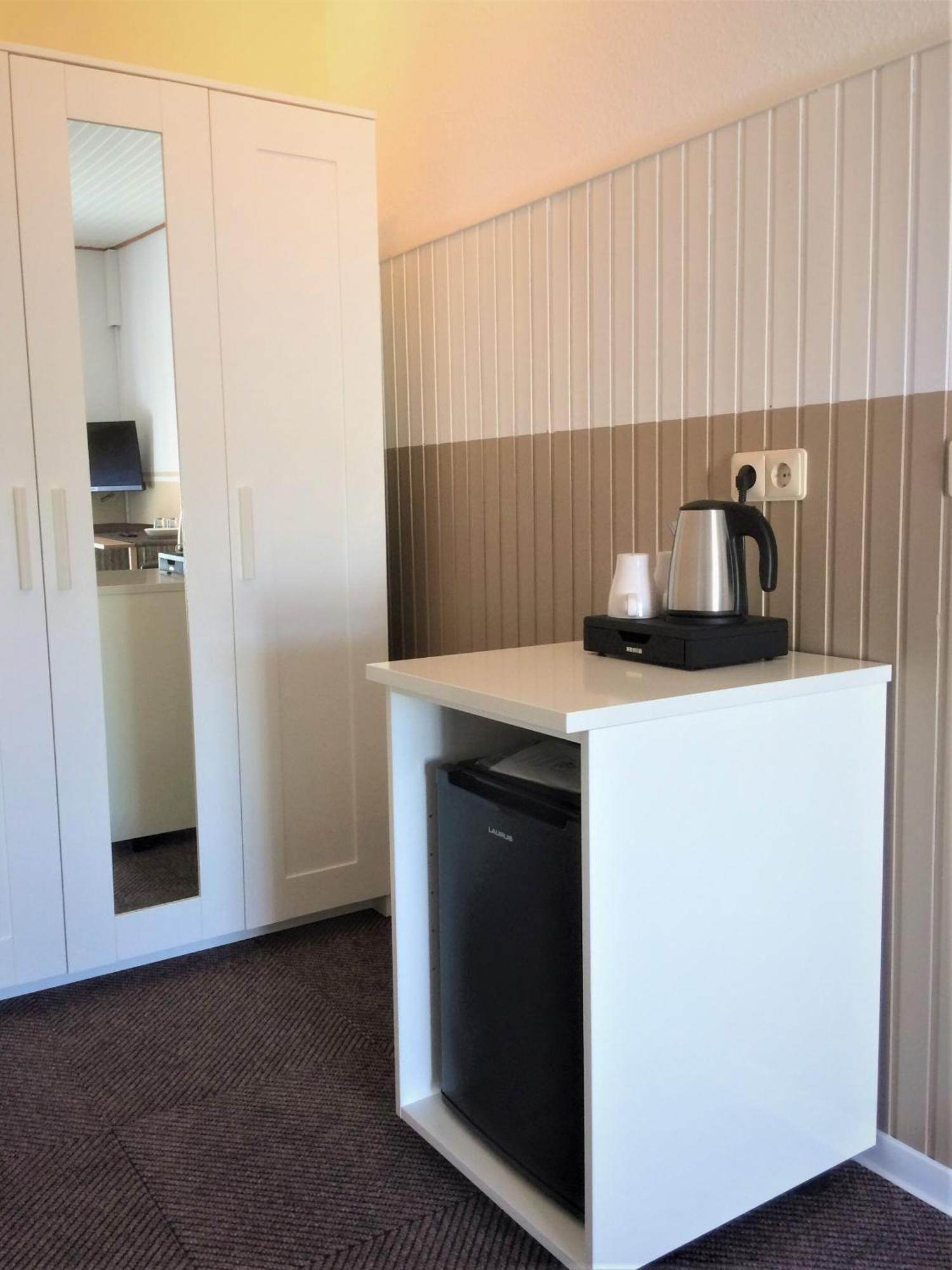 Huus Stoertebeker Bed & Breakfast Dornumersiel Room photo