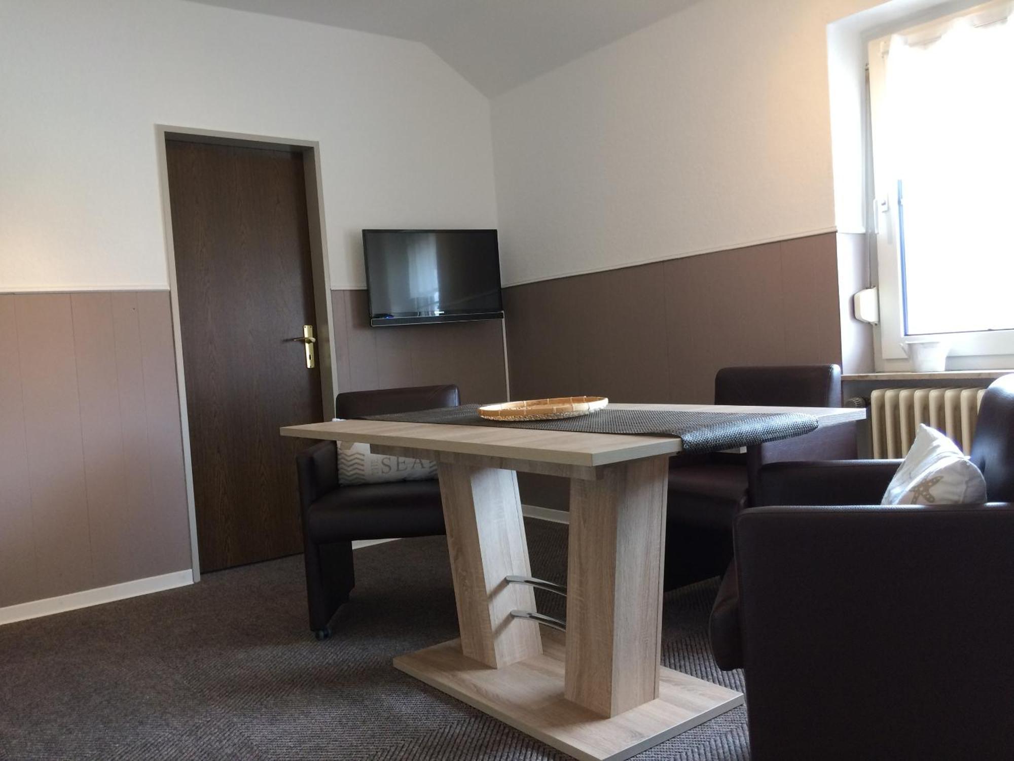 Huus Stoertebeker Bed & Breakfast Dornumersiel Room photo